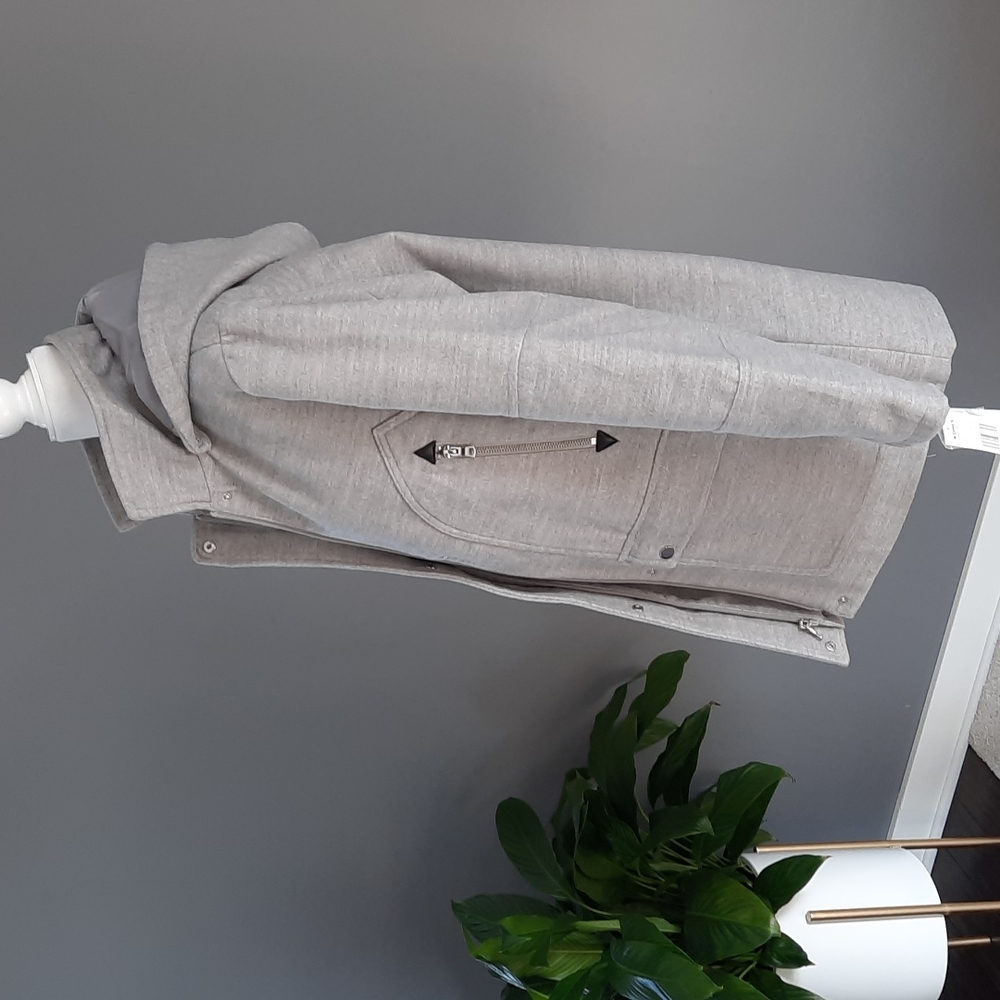 Women's winter jacket - Picture 11 of 12